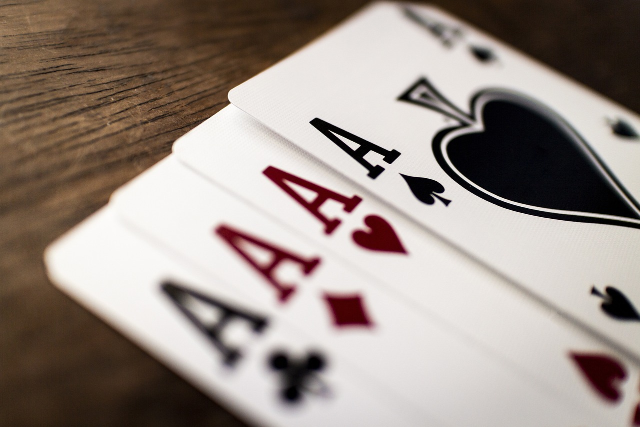 From Classic to Cutting-Edge: A Comprehensive Guide to Poker Playing Styles